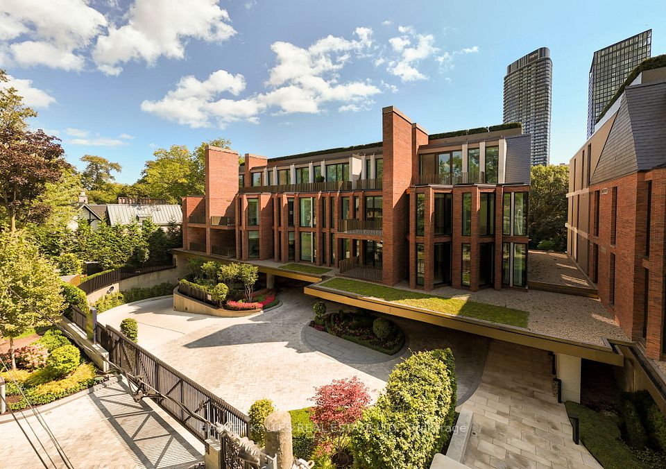 7 Dale Avenue 104 — 2-bedroom luxury apartment for sale in Rosedale-Moore Park, Toronto