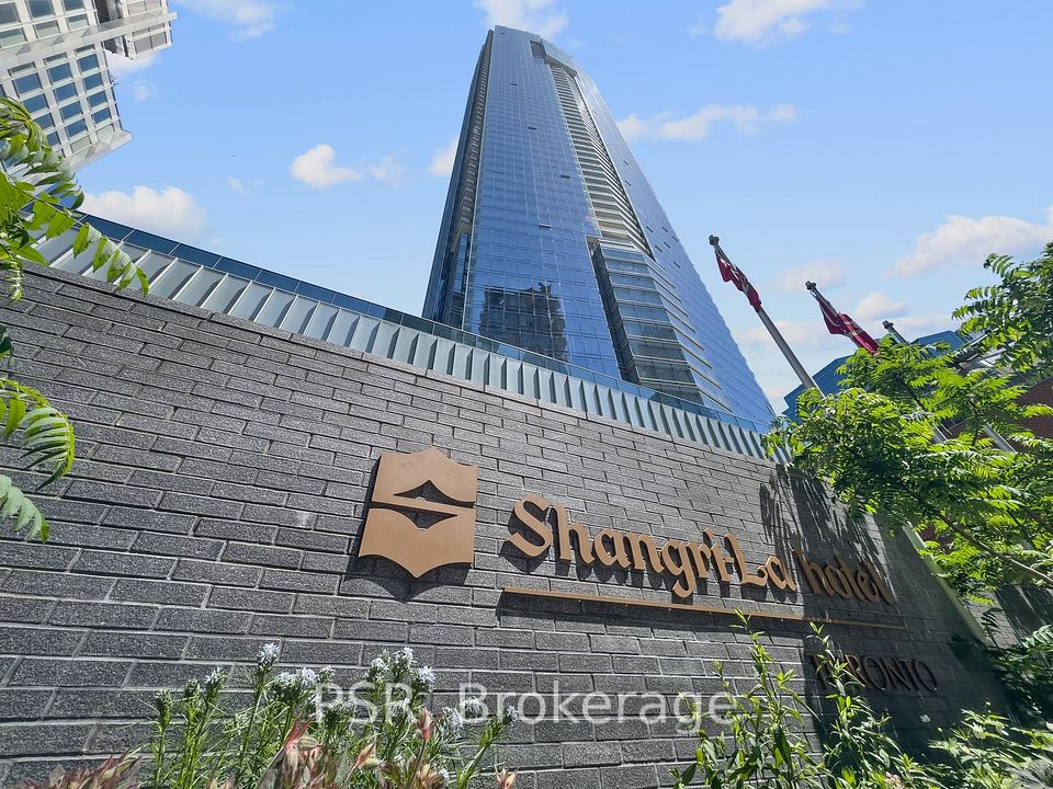 180 University Avenue 5003 — 3-bedroom luxury apartment for sale in Bay Street Corridor, Toronto