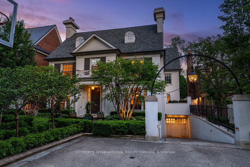 335 Cortleigh Boulevard — 7-bedroom luxury 3-storey for sale in Bedford Park-Nortown, Toronto