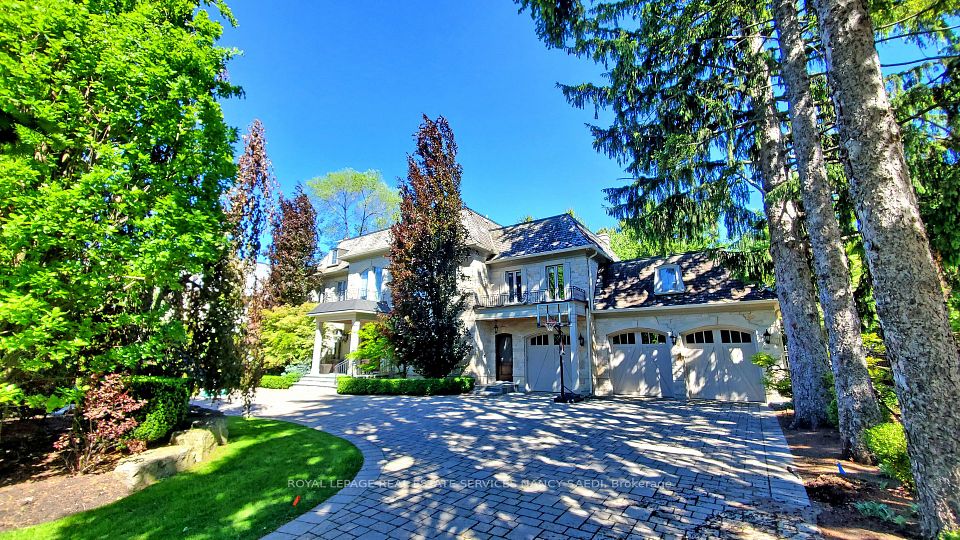 9 Fifeshire Road — 7-bedroom luxury 2-storey for sale in St. Andrew-Windfields, Toronto