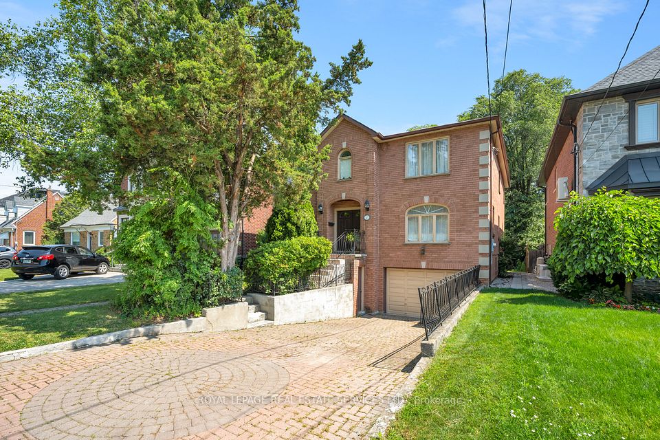 33 Lynnhaven Road — 6-bedroom freehold for sale in Englemount-Lawrence, Toronto