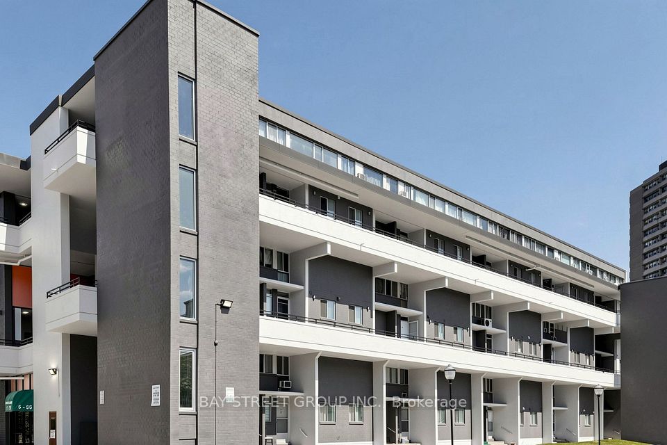 55 Sunny Glenway 302 — 3-bedroom townhouse for sale in Flemingdon Park, Toronto