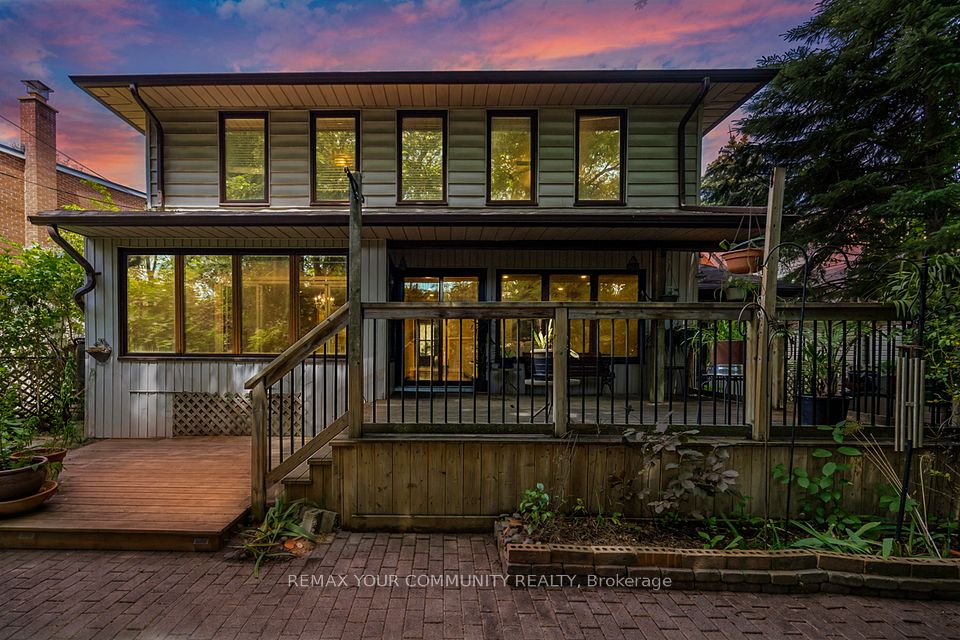 39 Cadillac Avenue — 4-bedroom freehold for sale in Clanton Park, Toronto