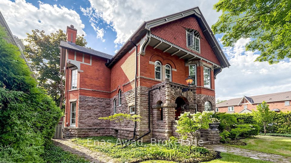 97 Glengrove Avenue W — 8-bedroom luxury estate for sale in Lawrence Park South, Toronto