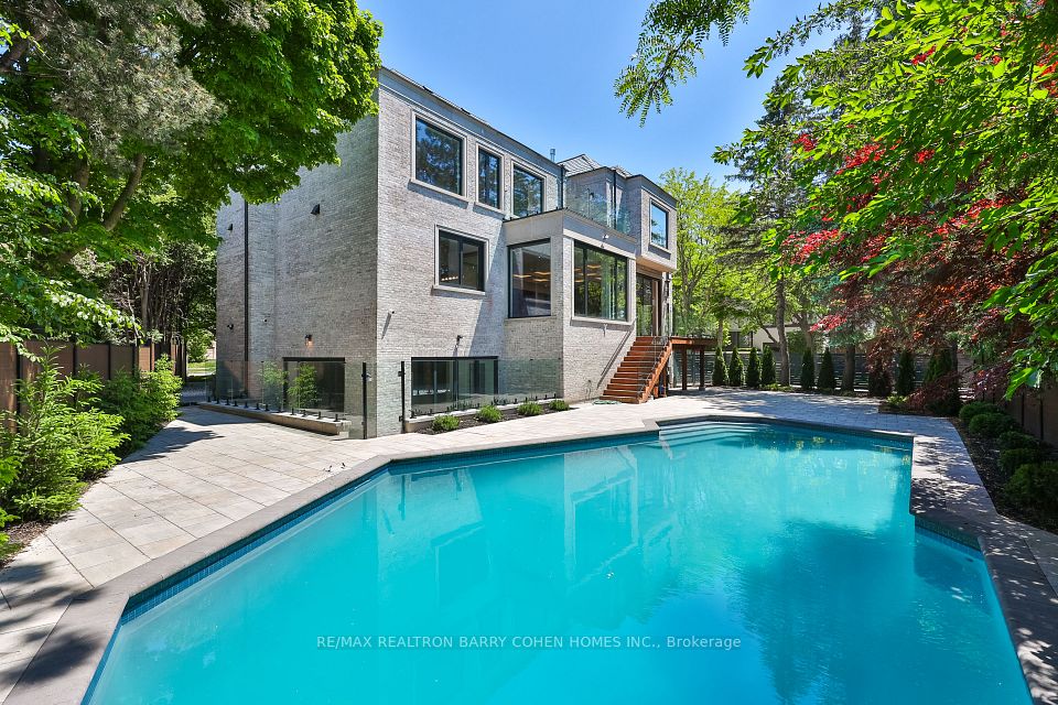 27 Penwood Crescent — 8-bedroom luxury 2-storey for sale in Banbury-Don Mills, Toronto