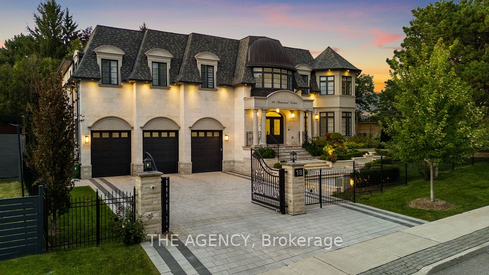 18 Suncrest Drive — 5-bedroom luxury 2-storey for sale in Bridle Path-Sunnybrook-York Mills, Toronto