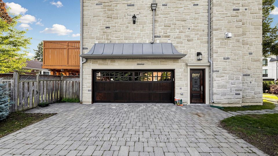 189 Empress Avenue — 5-bedroom freehold for sale in Willowdale East, Toronto