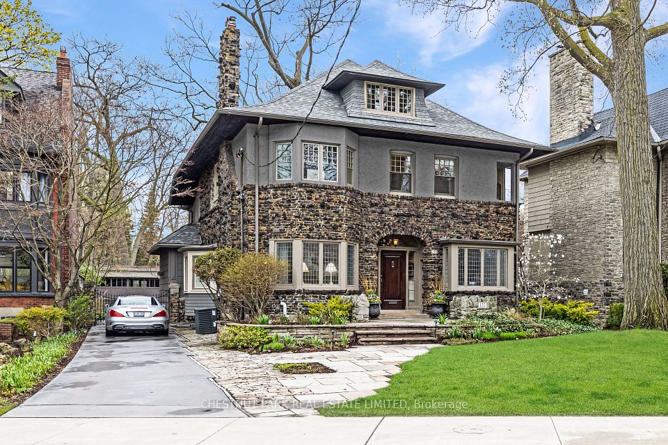 132 Glen Road — 6-bedroom luxury 2.5-storey for sale in Rosedale-Moore Park, Toronto