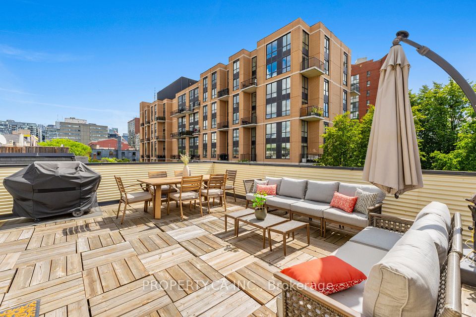 208 Niagara Street TH2 — 3-bedroom townhouse for sale in Niagara, Toronto