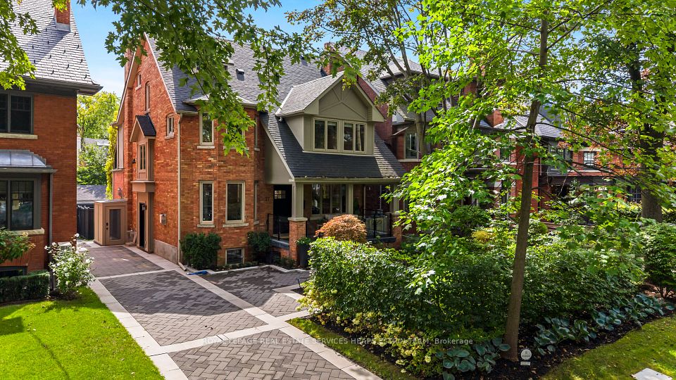 37 St Andrews Gardens — 6-bedroom luxury 2.5-storey for sale in Rosedale-Moore Park, Toronto