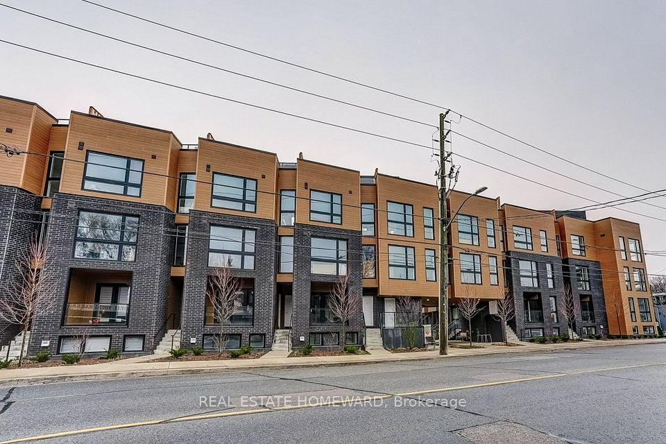 35 Birchcliff Avenue 16 — 2-bedroom townhouse for sale in Birchcliffe-Cliffside, Toronto