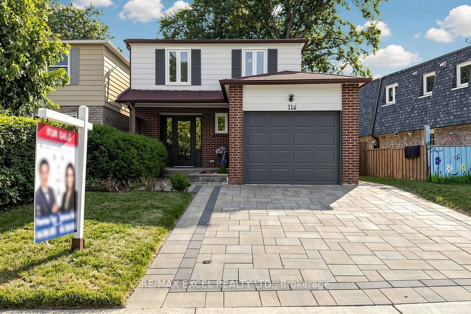 116 Glen Springs Drive — 3-bedroom townhouse for sale in L'Amoreaux, Toronto