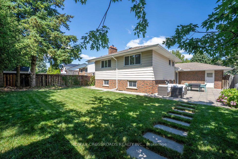 23 Chaldean Street — 4-bedroom freehold for sale in L'Amoreaux, Toronto