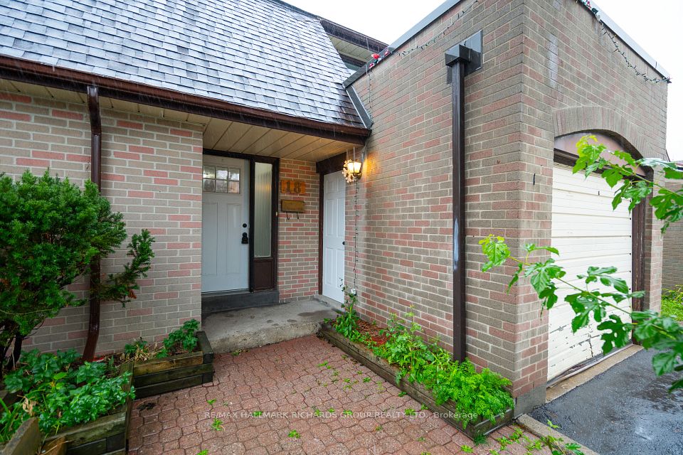 11 Livonia Place 18 — 4-bedroom condo for sale in Morningside, Toronto