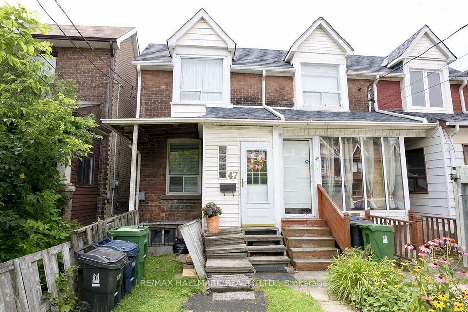 47 Dentonia Park Avenue — 2-bedroom townhouse for sale in Crescent Town, Toronto
