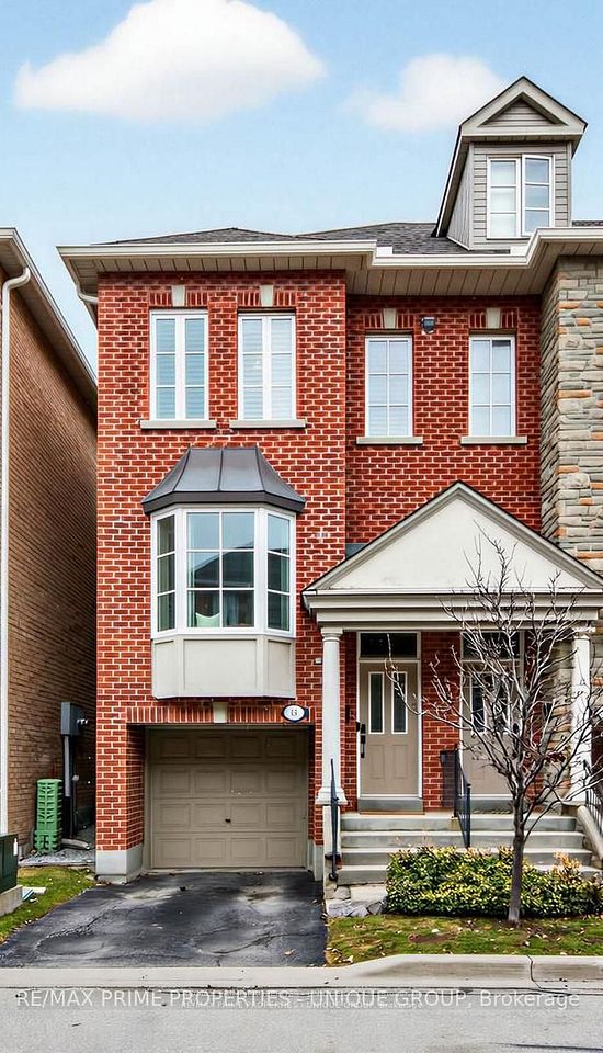 19 James Stock Path — 3-bedroom townhouse for sale in Mimico, Toronto
