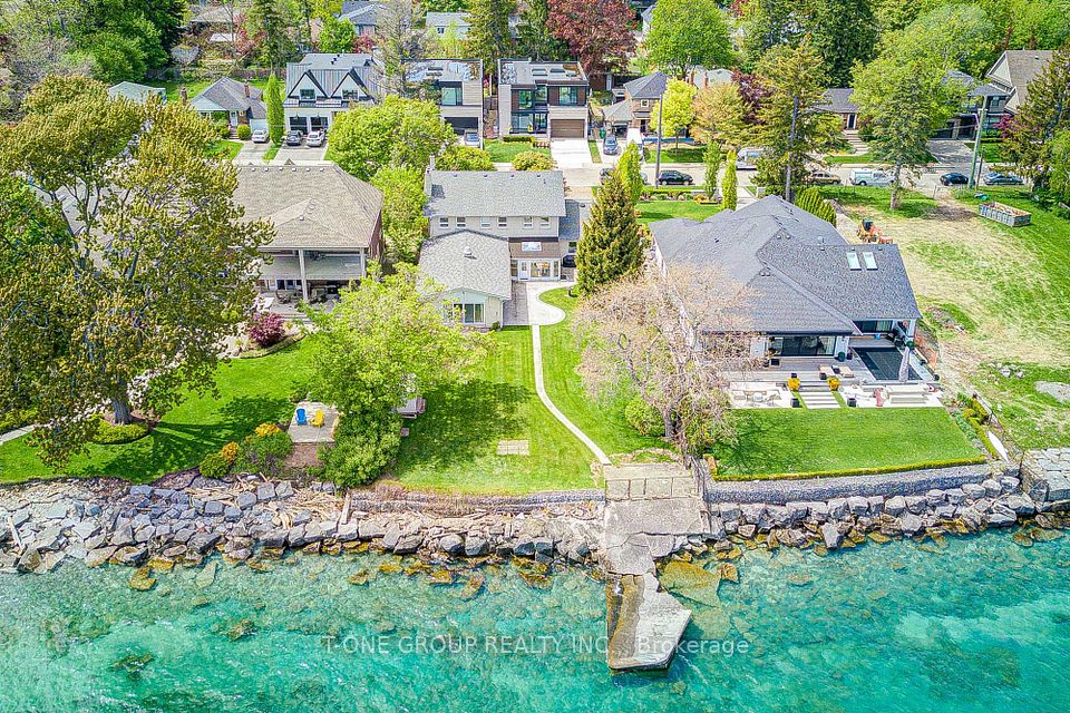 120 Cumberland Drive — 6-bedroom detached for sale in Port Credit, Mississauga