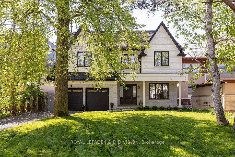 99 Lake Promenade — 5-bedroom luxury 2-storey for sale in Long Branch, Toronto