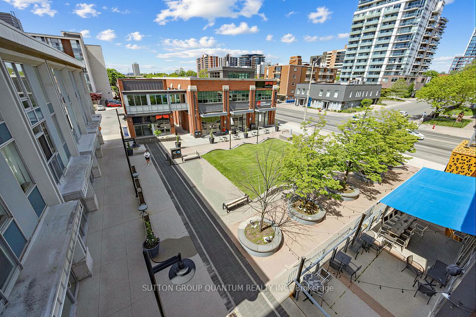 80 Port Street E 304 — 2-bedroom condo for sale in Port Credit, Mississauga