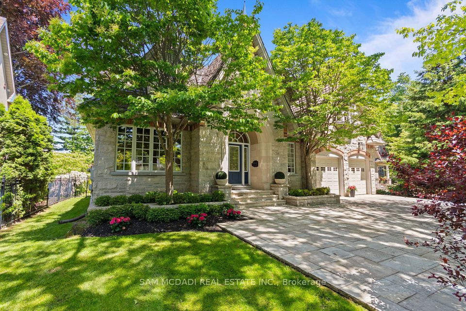1301 Mississauga Road — 4-bedroom detached for sale in Lorne Park, Mississauga