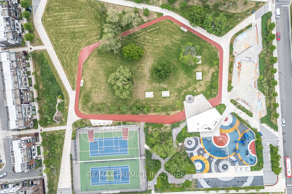 45 Thomas Mulholland Drive 1 — 4-bedroom townhouse for sale in Downsview-Roding-CFB, Toronto