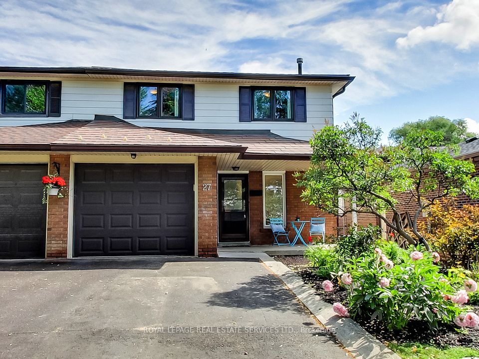 27 Bremen Lane — 5-bedroom freehold for sale in Streetsville, Mississauga