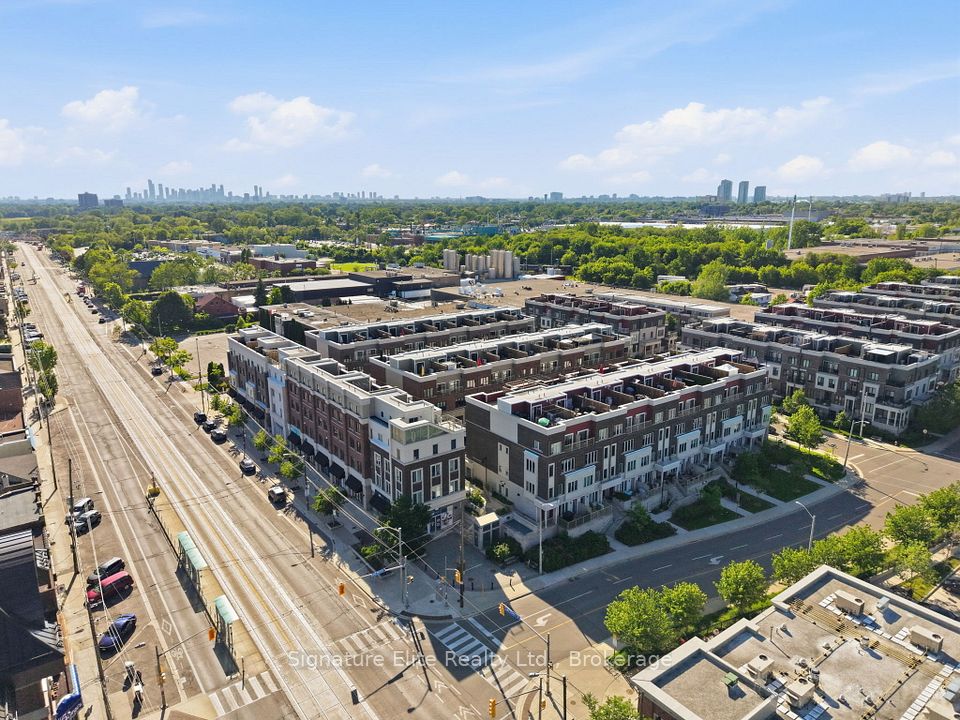 3580 Lake Shore Boulevard W 11 — 3-bedroom townhouse for sale in Long Branch, Toronto