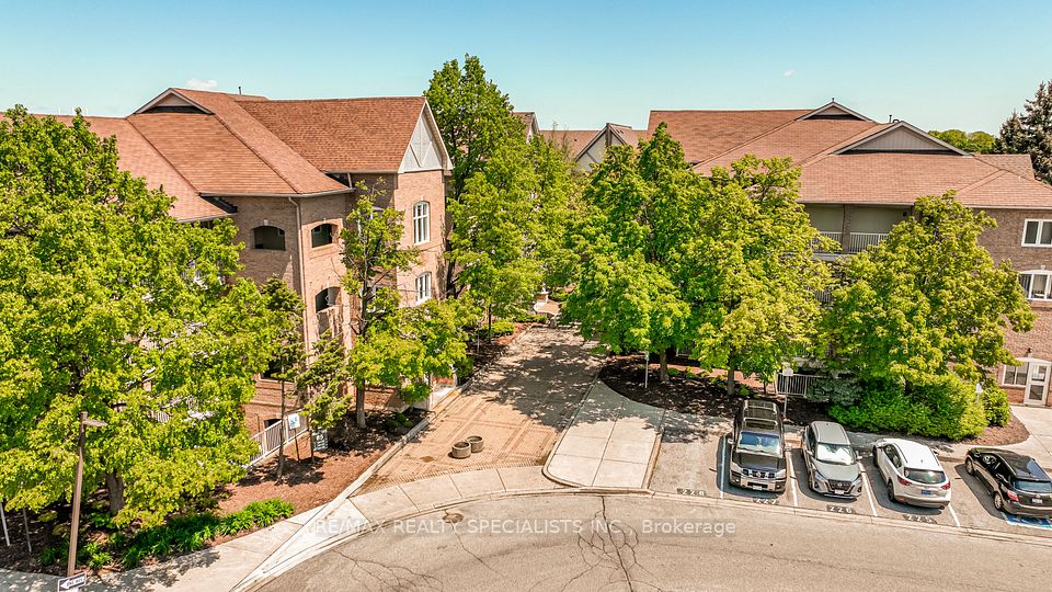 85 Bristol Road 159 — 3-bedroom condo for sale in Hurontario, Mississauga
