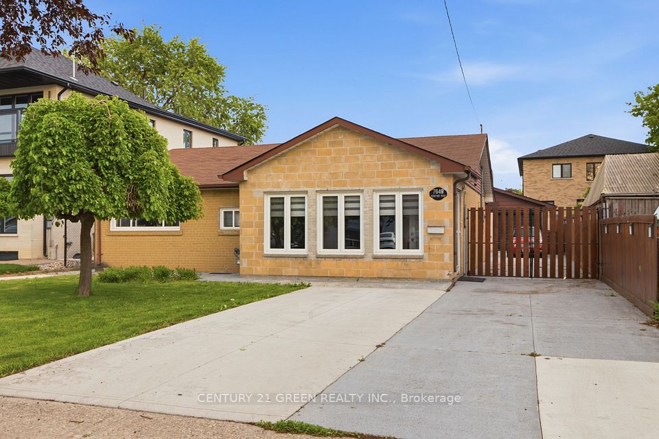7649 Redstone Road — 3-bedroom freehold for sale in Malton, Mississauga