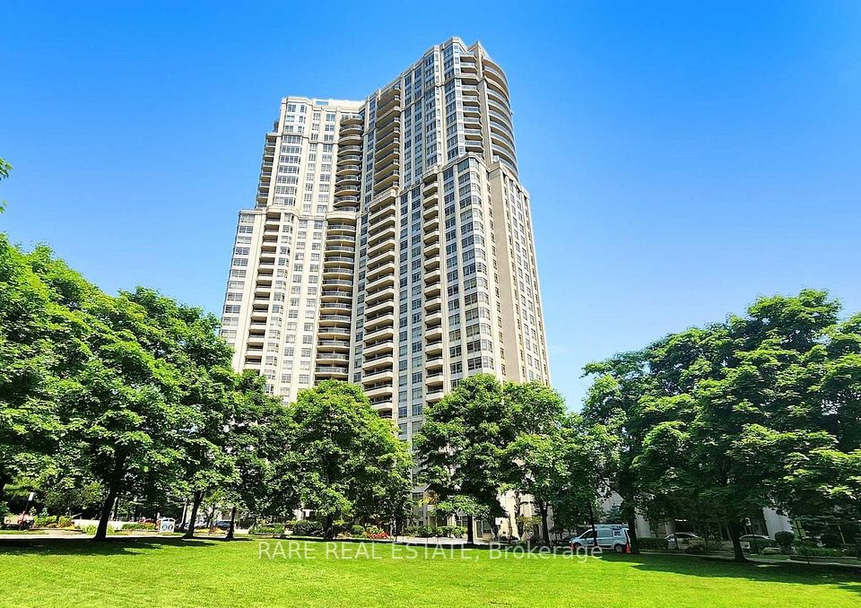 25 Kingsbridge Garden Circle TPH6 — 3-bedroom penthouse for sale in Hurontario, Mississauga