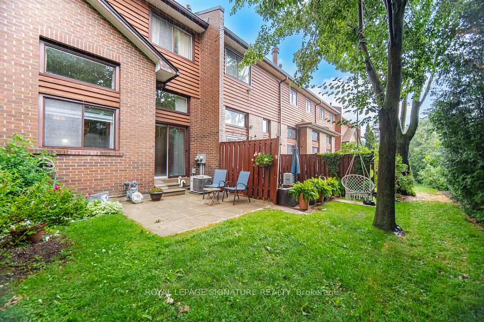 4230 Fieldgate Drive 42 — 3-bedroom condo for sale in Rathwood, Mississauga