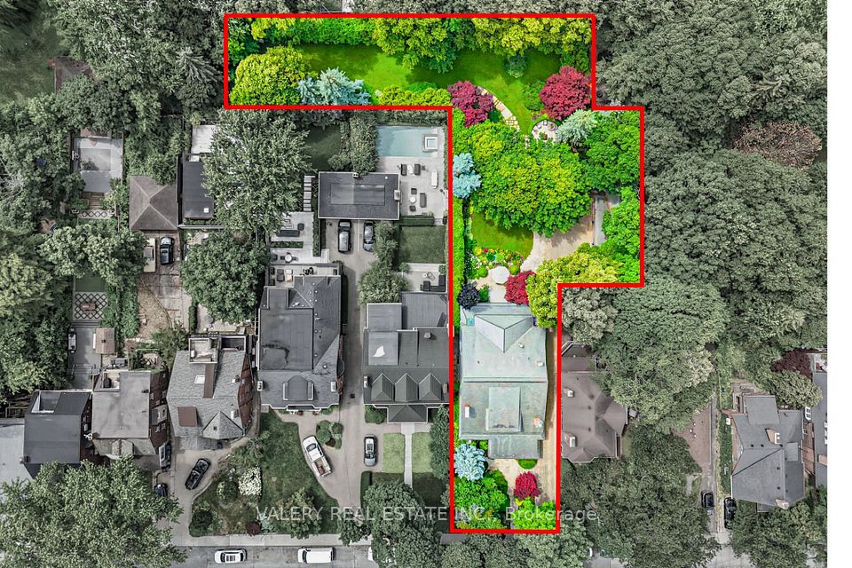 270 Indian Road — 5-bedroom luxury 2-storey for sale in High Park-Swansea, Toronto