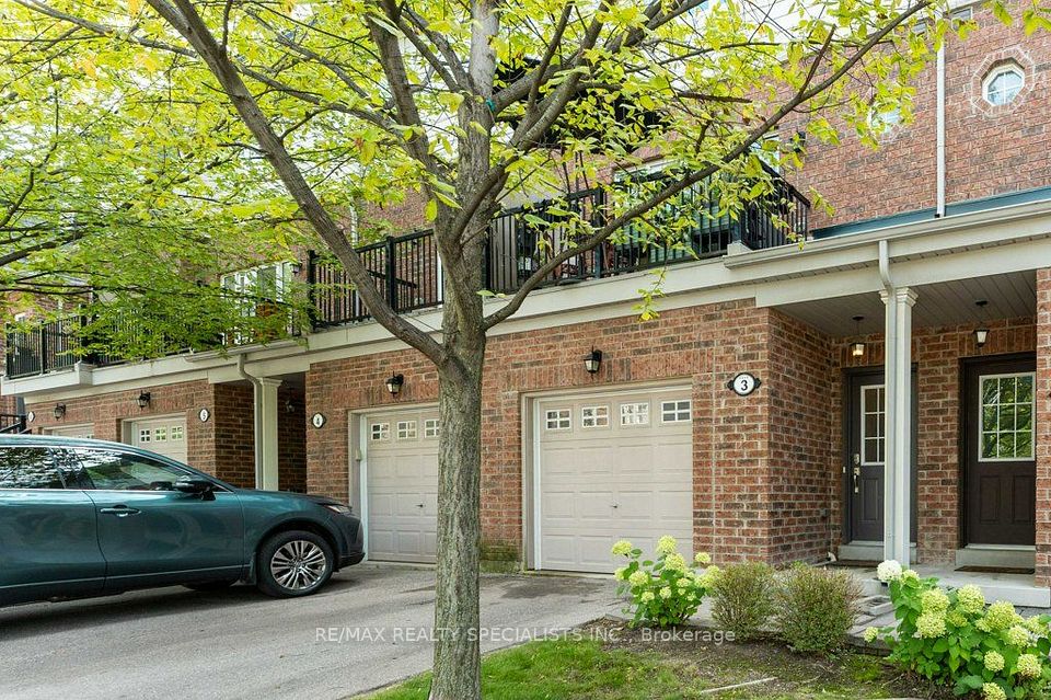 1115 Haig Boulevard 3 — 3-bedroom condo for sale in Lakeview, Mississauga
