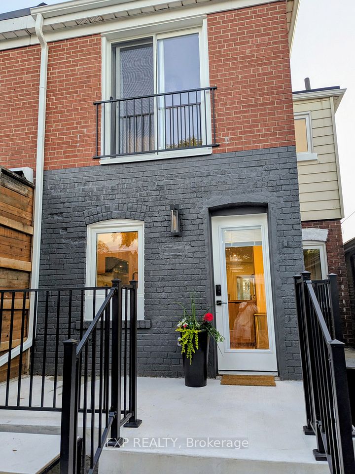 37 Gilbert Avenue — 3-bedroom freehold for sale in Corso Italia-Davenport, Toronto