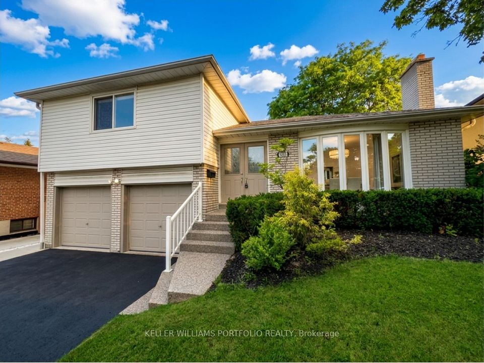 3310 Havenwood Drive — 4-bedroom freehold for sale in Applewood, Mississauga