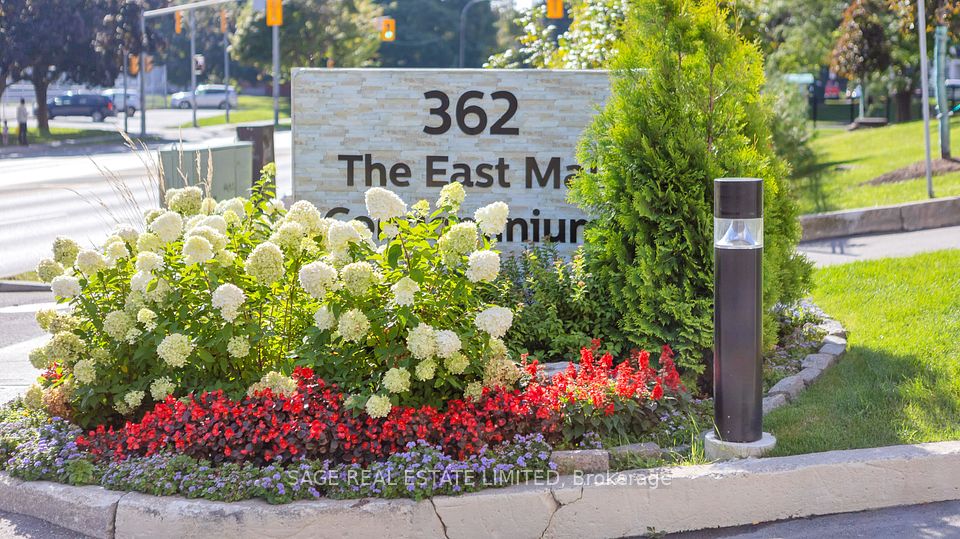 362 The East Mall 1006 — 3-bedroom condo for sale in Islington-City Centre West, Toronto