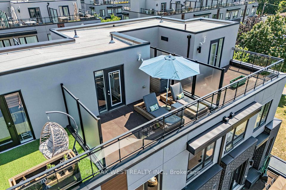 1150 Briar Hill Avenue 303 — 3-bedroom townhouse for sale in Briar Hill-Belgravia, Toronto