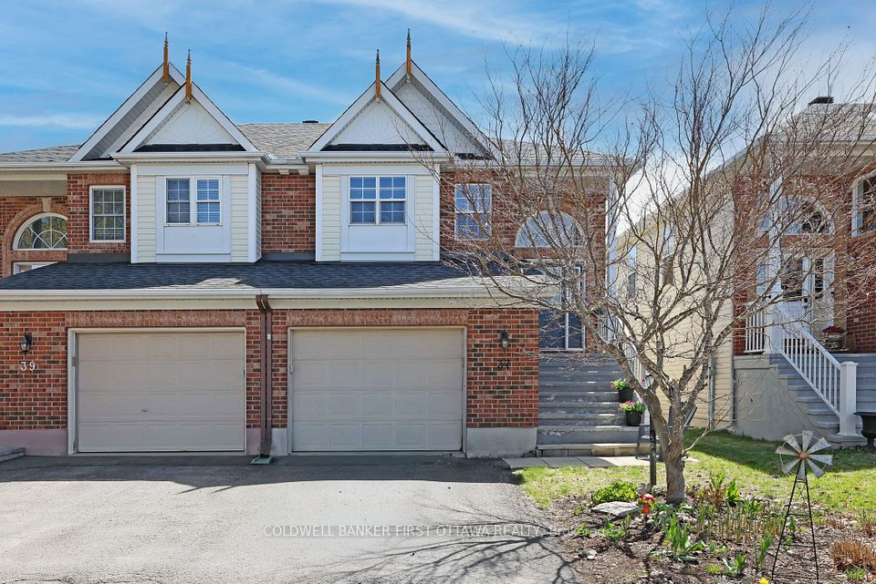 37 Boulder Way — 3-bedroom raised bungalow for sale in Barrhaven, Ottawa