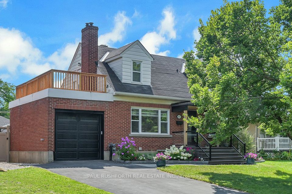 1072 Richard Avenue — 3-bedroom home with pool for sale in Billings Bridge, Ottawa
