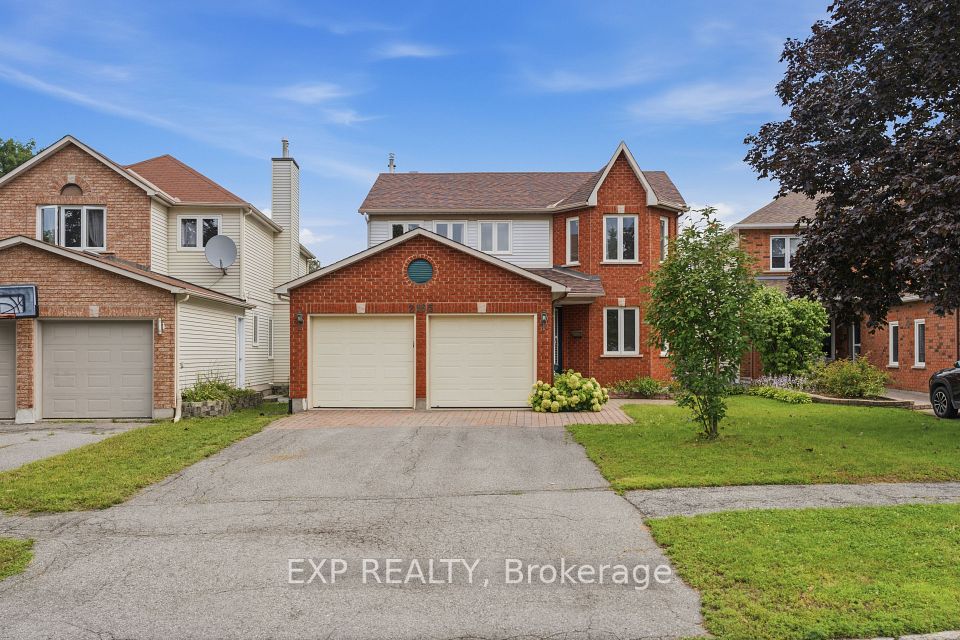 2165 Johnston Road — 3-bedroom two-storey for sale in Hunt Club Park, Ottawa