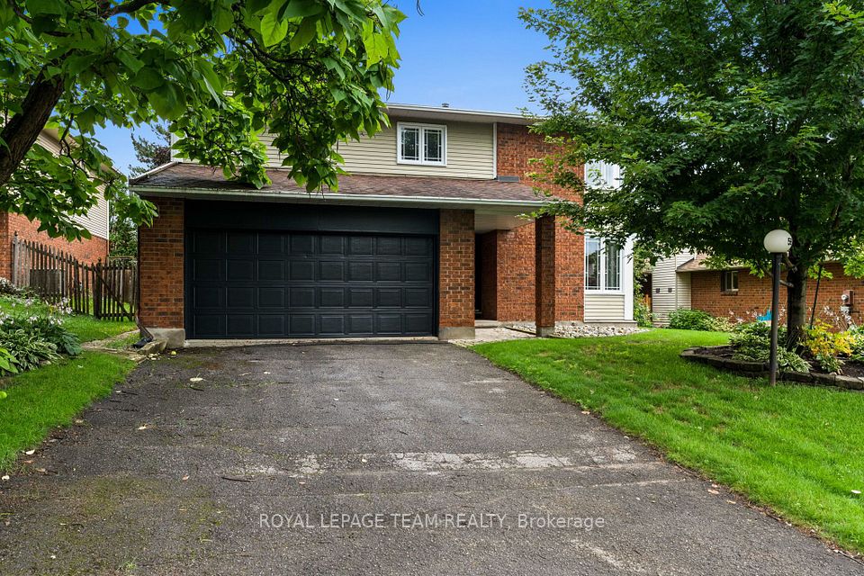 59 Naismith Crescent — 4-bedroom two-storey for sale in Kanata Katimavik, Ottawa